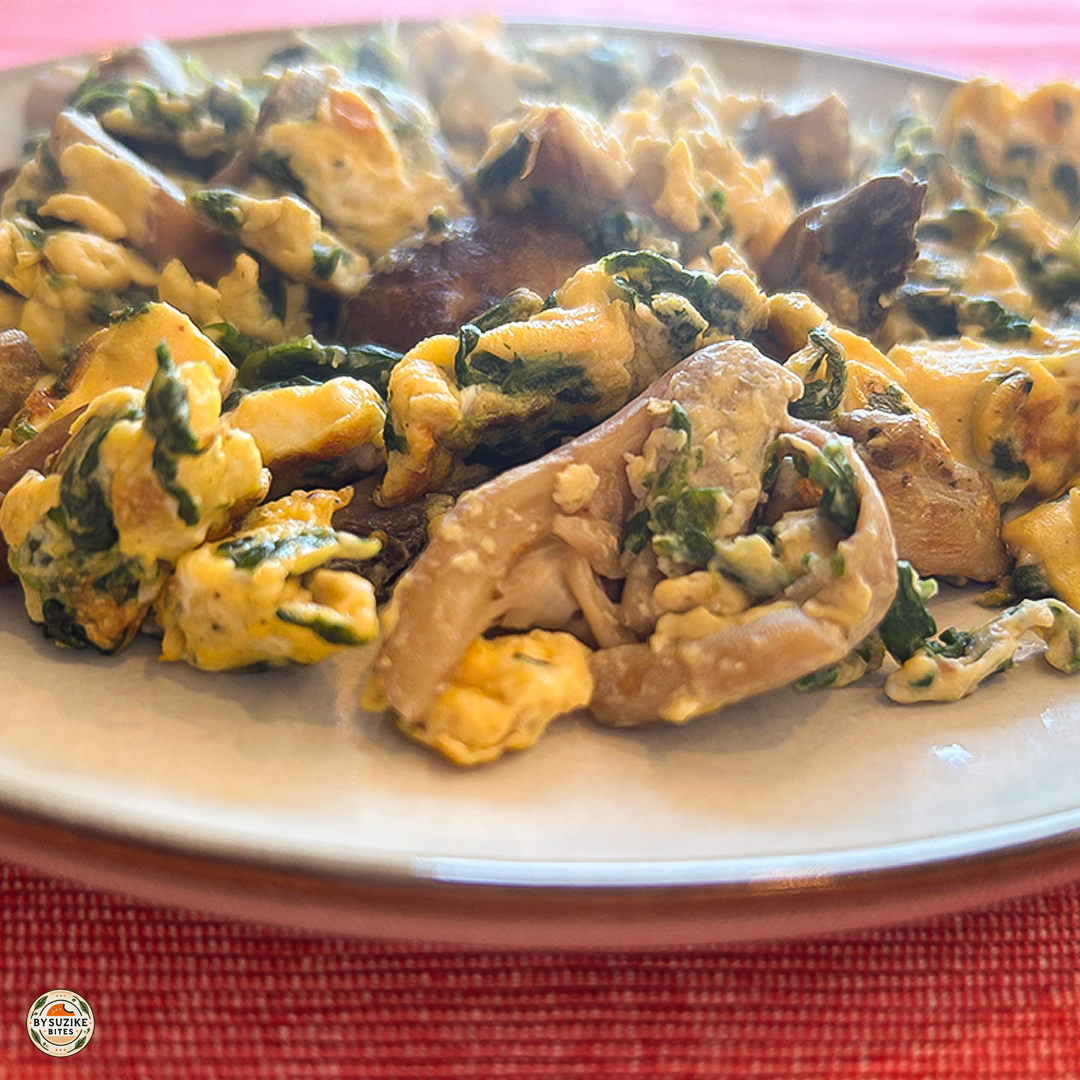 Breakfast Low carb eggs mushrooms 10 low carb scrambled eggs with frozen mushrooms and spinach